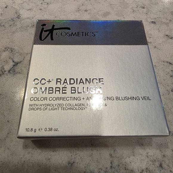 it cosmetics Other - It Comestics CC + Ombré Radiance Blush Coral Flush Color Correcting NEW!